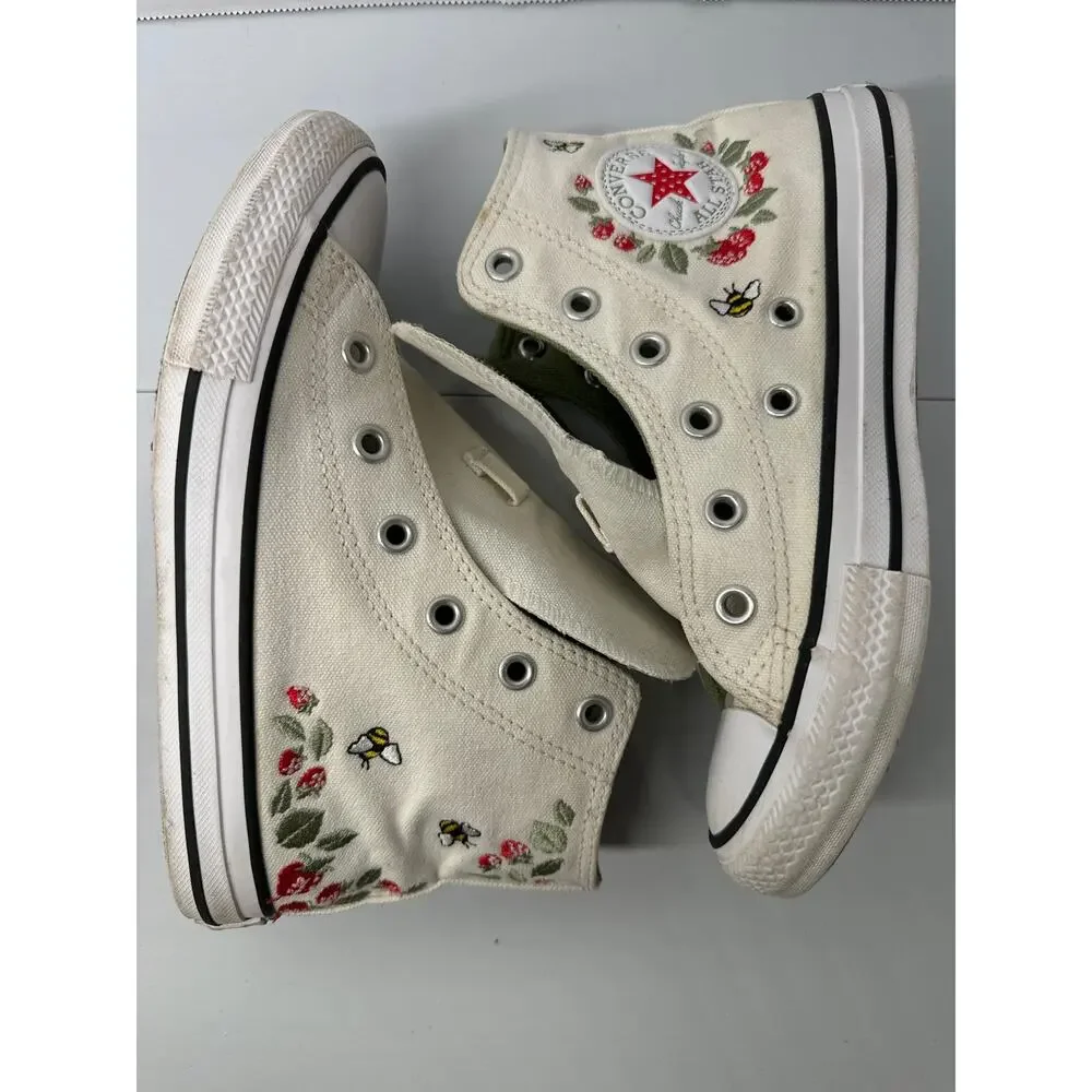 Converse Chuck Taylor All Star strawberries and bees kids size 1